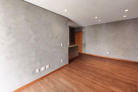 Sala de apartamento para alugar com 3 quartos, 89m² em Cambuí, Campinas