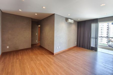 Sala de apartamento para alugar com 3 quartos, 89m² em Cambuí, Campinas