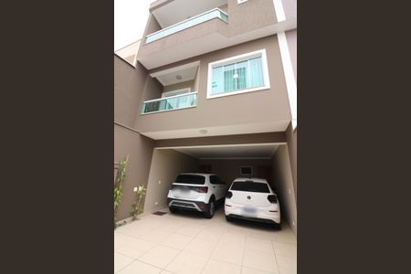 Casa à venda com 209m², 3 quartos e 4 vagasGaragem