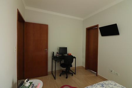 Casa à venda com 209m², 3 quartos e 4 vagasSuíte 3