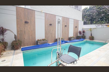 Apartamento à venda com 46m², 2 quartos e sem vagaÁrea comum - Piscina
