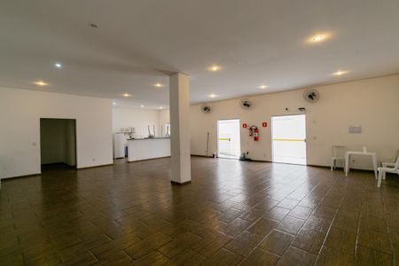 Apartamento à venda com 40m², 2 quartos e sem vagaÁrea comum - Salão de festas