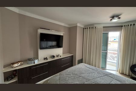 Casa à venda com 225m², 3 quartos e 4 vagas Casa à venda com 225m², 3 quartos e 4 vagasSuite