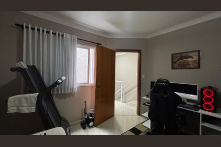 Casa à venda com 225m², 3 quartos e 4 vagas Casa à venda com 225m², 3 quartos e 4 vagasQuarto 2