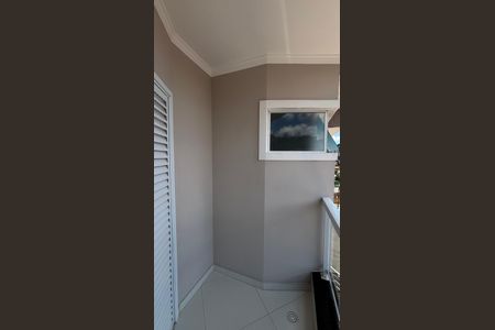 Casa à venda com 225m², 3 quartos e 4 vagas Casa à venda com 225m², 3 quartos e 4 vagasSuite Varanda