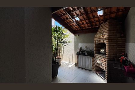 Casa à venda com 225m², 3 quartos e 4 vagas Casa à venda com 225m², 3 quartos e 4 vagasChurrasqueira