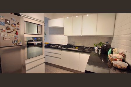 Apartamento à venda com 77m², 2 quartos e 1 vagaCozinha 