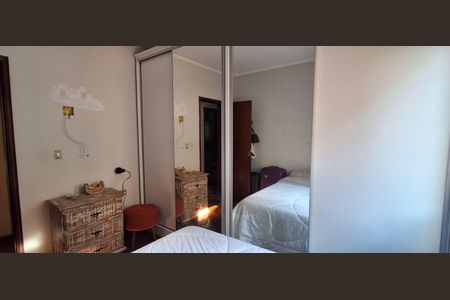 Apartamento à venda com 77m², 2 quartos e 1 vagaQuarto 