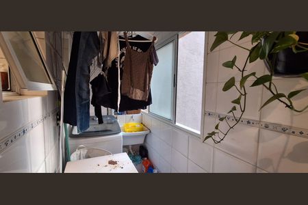 Apartamento à venda com 77m², 2 quartos e 1 vagaÁrea de Serviço 