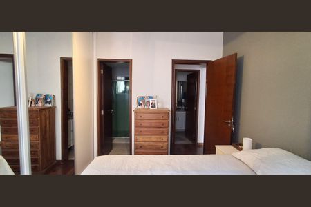 Apartamento à venda com 77m², 2 quartos e 1 vagaSuíte 