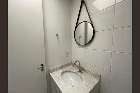 Casa de condomínio para alugar com 63m², 2 quartos e 1 vagaBanheiro Social