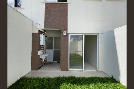 Casa de condomínio para alugar com 63m², 2 quartos e 1 vagaQuintal