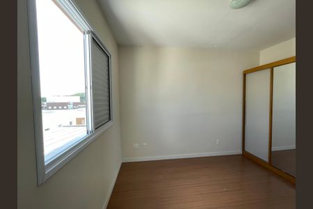 Casa de Condomínio para alugar com 2 quartos, 63m² em Gramado, Cotia