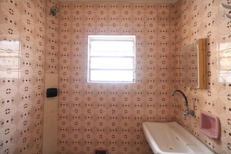 Casa para alugar com 50m², 1 quarto e 1 vagaBanheiro