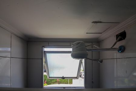 Banheiro de apartamento para alugar com 2 quartos, 52m² em Jardim Amaralina, São Paulo