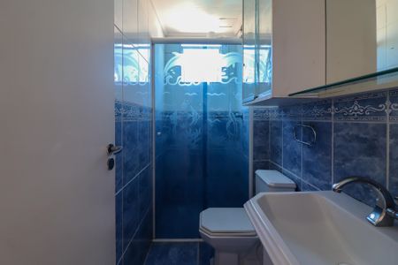 Banheiro de apartamento para alugar com 2 quartos, 52m² em Jardim Amaralina, São Paulo