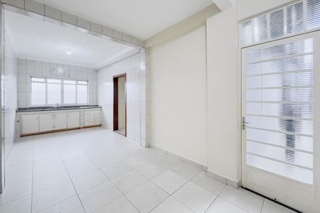 Casa para alugar com 180m², 3 quartos e 2 vagas