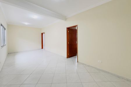 Casa para alugar com 180m², 3 quartos e 2 vagas