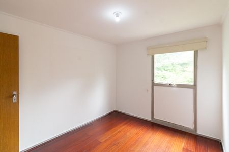 Apartamento à venda com 82m², 3 quartos e 1 vaga Apartamento à venda com 82m², 3 quartos e 1 vagaQuarto 2
