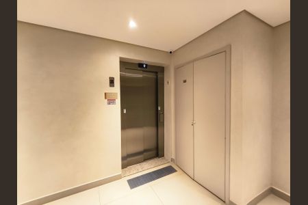 Studio à venda com 25m², 1 quarto e sem vagaElevador