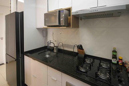 Cozinha de apartamento à venda com 2 quartos, 36m² em Vila Tolstoi, São Paulo