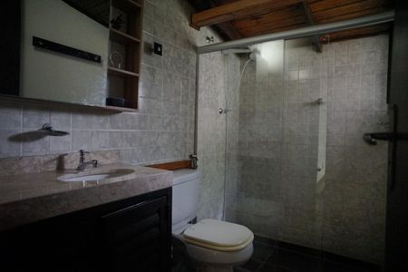 Casa para alugar com 100m², 3 quartos e 2 vagasBanheiro Social