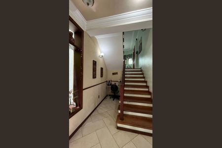 Casa à venda com 274m², 3 quartos e 5 vagas