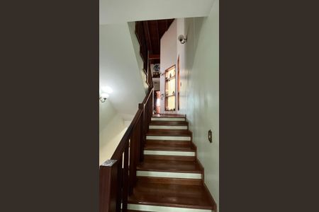 Casa à venda com 274m², 3 quartos e 5 vagas