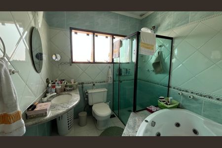 Casa à venda com 274m², 3 quartos e 5 vagas