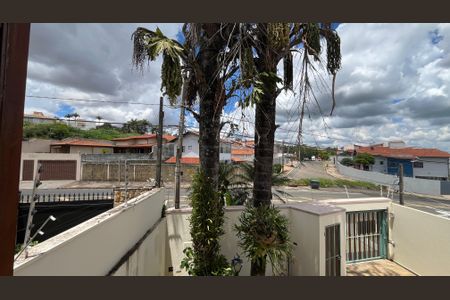 Casa à venda com 274m², 3 quartos e 5 vagas