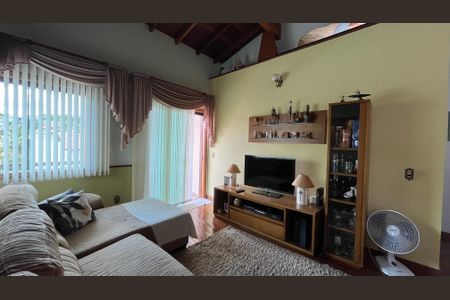 Casa à venda com 274m², 3 quartos e 5 vagas