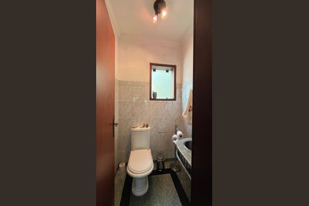 Casa à venda com 274m², 3 quartos e 5 vagas