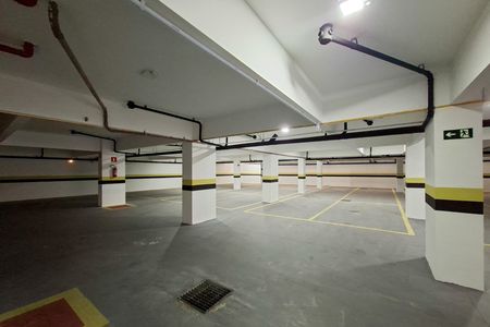 Apartamento para alugar com 50m², 1 quarto e 1 vaga Apartamento para alugar com 50m², 1 quarto e 1 vagaGaragem