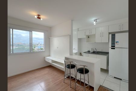 Sala/Cozinha de apartamento para alugar com 1 quarto, 31m² em Água Branca, São Paulo
