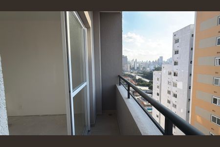 Apartamento à venda com 28m², 1 quarto e sem vagaSacada