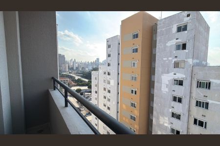 Apartamento à venda com 28m², 1 quarto e sem vagaSacada