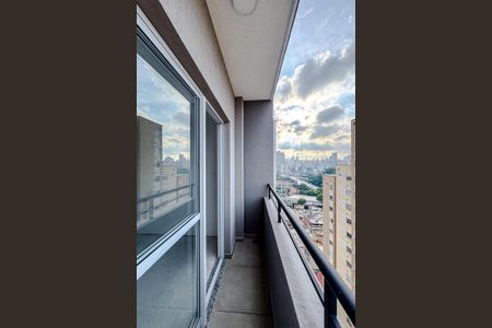 Apartamento à venda com 28m², 1 quarto e sem vagaVaranda