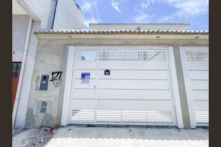 Casa à venda com 117m², 3 quartos e 4 vagasFachada