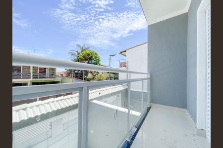 Sacada de casa à venda com 3 quartos, 120m² em Jardim das Flores, Osasco