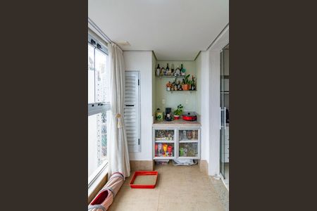 Apartamento à venda com 87m², 3 quartos e 2 vagasVaranda