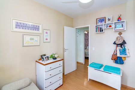 Apartamento à venda com 87m², 3 quartos e 2 vagasQuarto 2