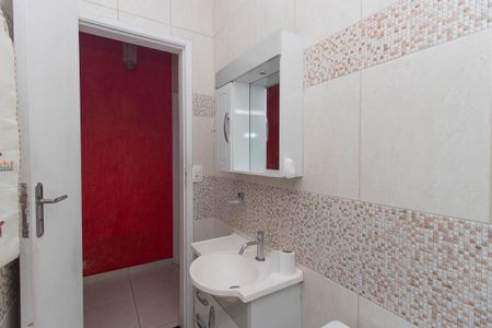 Casa para alugar com 80m², 4 quartos e 1 vaga Casa para alugar com 80m², 4 quartos e 1 vagaCasa 2 - Banheiro social