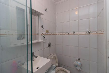 Casa para alugar com 80m², 4 quartos e 1 vaga Casa para alugar com 80m², 4 quartos e 1 vagaBanheiro Social