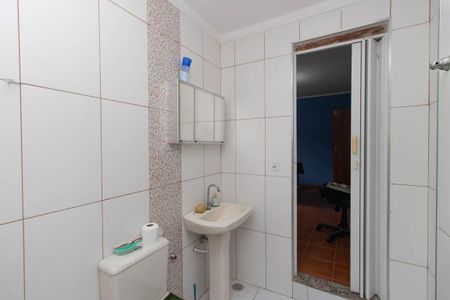Casa para alugar com 80m², 4 quartos e 1 vaga Casa para alugar com 80m², 4 quartos e 1 vagaBanheiro da Suíte
