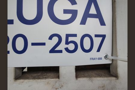 Casa para alugar com 80m², 4 quartos e 1 vaga Casa para alugar com 80m², 4 quartos e 1 vagaPlaca FRAY-688