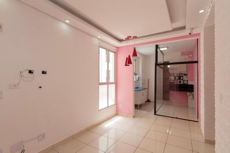 Sala de apartamento para alugar com 2 quartos, 42m² em Caguaçu, Sorocaba