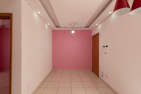 Sala de apartamento para alugar com 2 quartos, 42m² em Caguaçu, Sorocaba