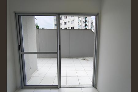 Sala de apartamento à venda com 2 quartos, 65m² em Pechincha, Rio de Janeiro