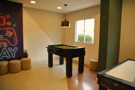 Apartamento para alugar com 42m², 2 quartos e 1 vagaÁrea comum - Sala de jogos 