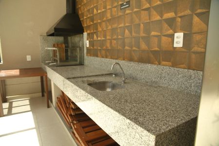 Apartamento para alugar com 42m², 2 quartos e 1 vagaÁrea comum - Churrasqueira